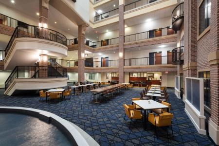 Courtyard by Marriott at Old Town - 31