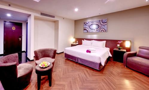 Royal (SG Clean, Staycation Approved) - 56