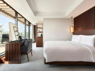 Hyatt Regency Tokyo Bay - 32