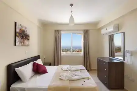 Club St. George - 44
