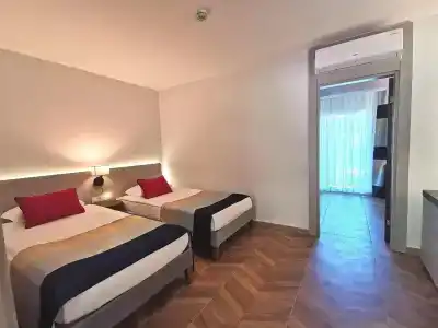 Crystal Flora Beach Resort - Ultimate All Inclusive - 3