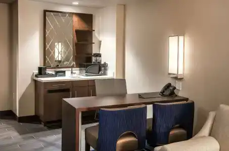 Embassy Suites By Hilton Seattle Downtown Pioneer Square - 50