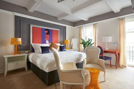 Aria Budapest by Library Collection - 67