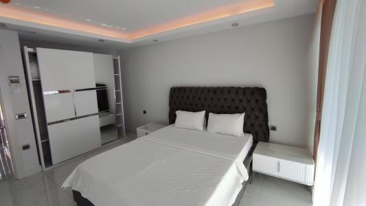 Elite Luxury Suite & Spa - 8