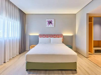 Ibis Styles Dubai Jumeira - 25