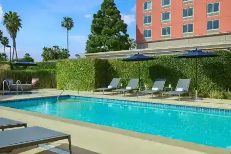 Courtyard Los Angeles Westside - 26