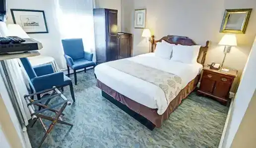 Inn at the Opera - 55