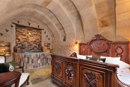 Elysion Cave Suites - 75