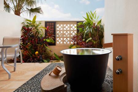Sheraton Okinawa Sunmarina Resort - 50