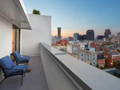 The Higgins New Orleans, Curio Collection By Hilton - 70