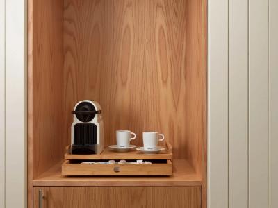 Boutique H10 White Suites - Только для взрослых - 39