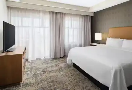 Embassy Suites - 51