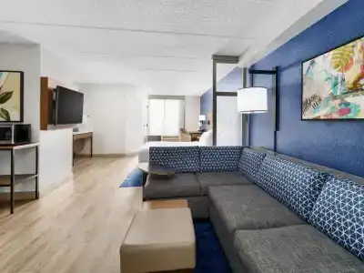 Hyatt Place across from Universal Orlando Resort - 47