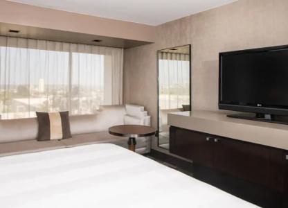 Beverly Hills Marriott - 58