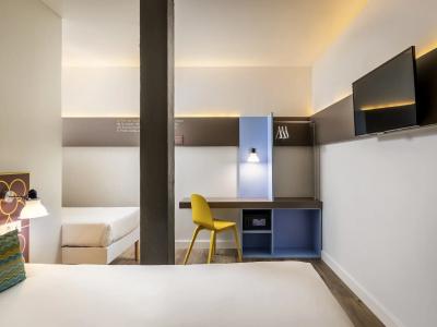 ibis Styles Barcelona Centre - 30