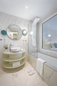 The Ivi Mare - Designed for Adults - 42