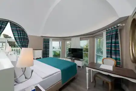 Rubi Platinum Spa Resort & Suites - 88
