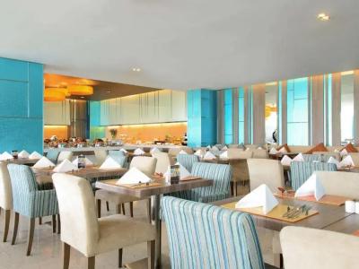 Novotel Bangkok Impact - 25