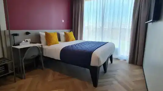 New Century Amsterdam - 42