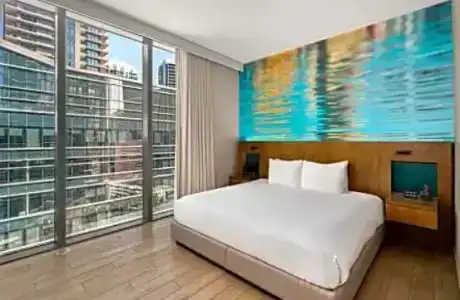 East Miami - 60
