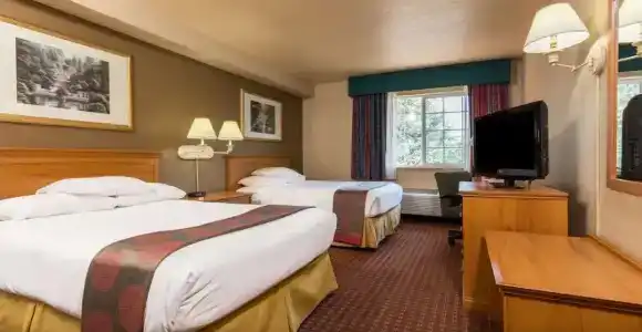 Ramada by Wyndham Portland - 16