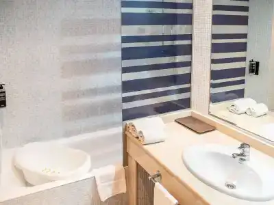 Ibis Styles A Coruna - 57