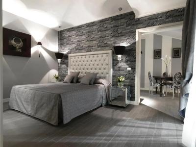 Savoia Regency - 64