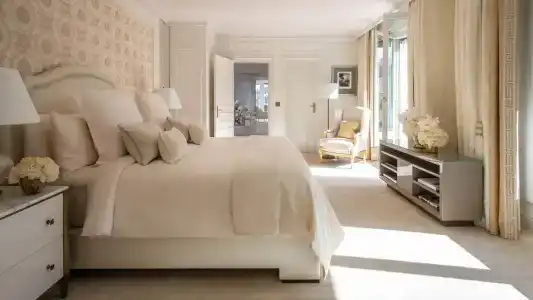 Four Seasons George v Paris - 79