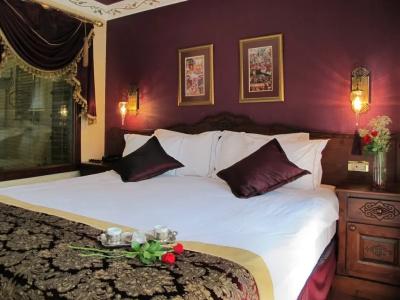 Rose Garden Suites - 55