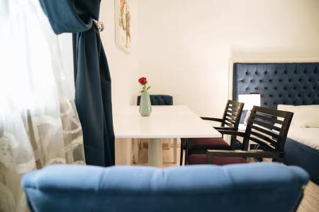 Escape Luxury Suite - 23