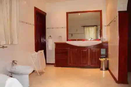 Carana Hilltop Villa - 47