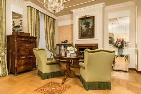 Bernini Palace - 93