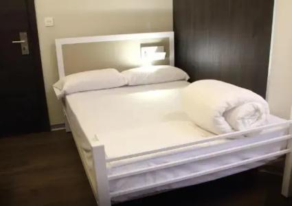 Poshtel - Premium - 46