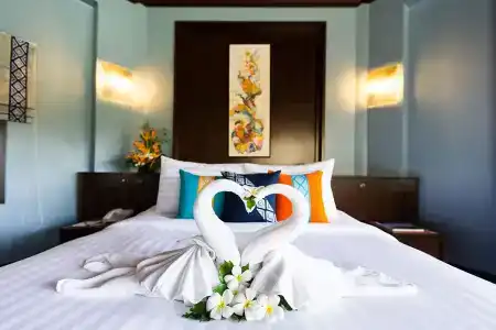 Peace Laguna Resort & Spa - Sha Extra Plus - 50