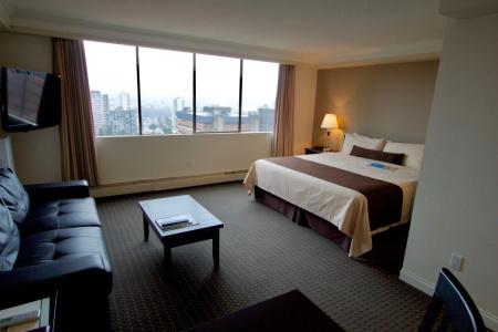 Century Plaza - 106
