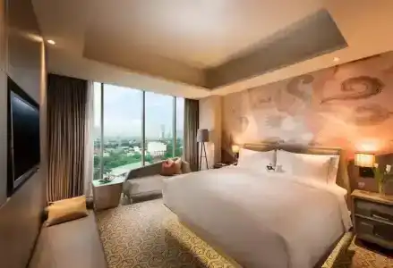 DoubleTree by Hilton Jakarta - Diponegoro - 52