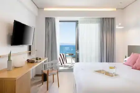 Messinian Icon & Suites - 6