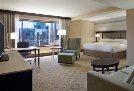 Hilton - 74
