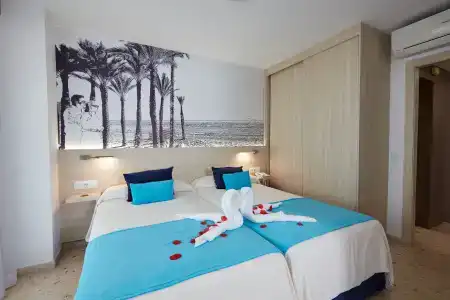 Flamingo Beach Resort - 36