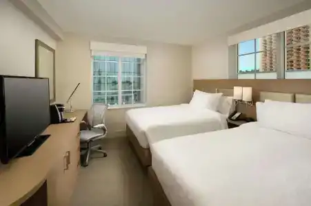 Hilton Garden Inn Miami South Beach - 29