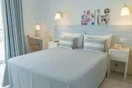 30 Degrees - Pineda Splash - 36