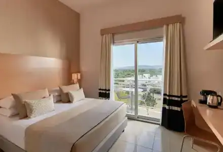 GranSerena - 64