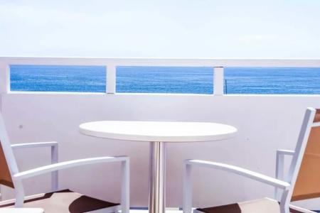 Blue Waves Suites & - 127