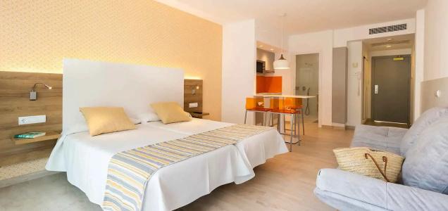 & Apartamentos Casablanca - 4