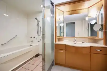 Sheraton Grande Tokyo Bay - 94