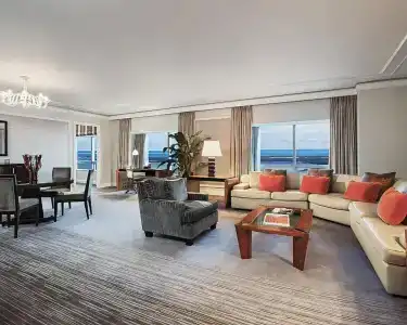 Four Seasons Miami - 11