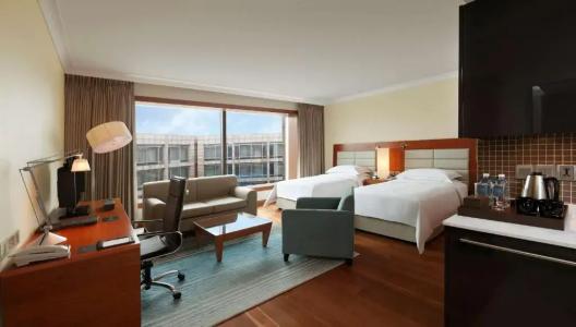 Hilton Bangalore Embassy GolfLinks - 6