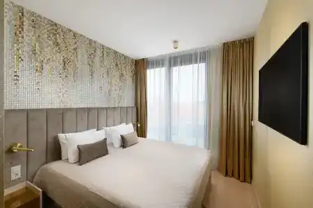Emerald Downtown Suites - 23