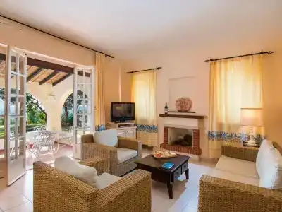 Is Morus Relais - 5