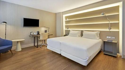 Nh Sants Barcelona - 61